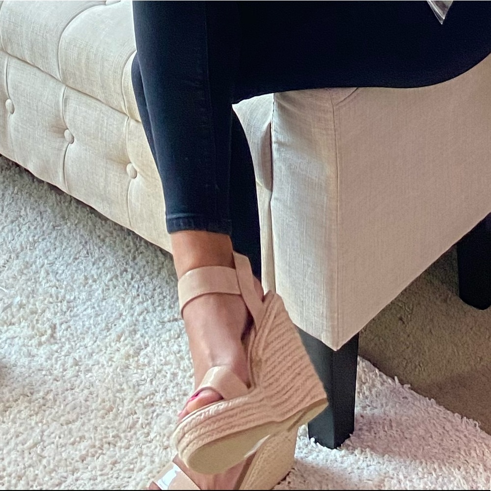 Windsor nude wedges